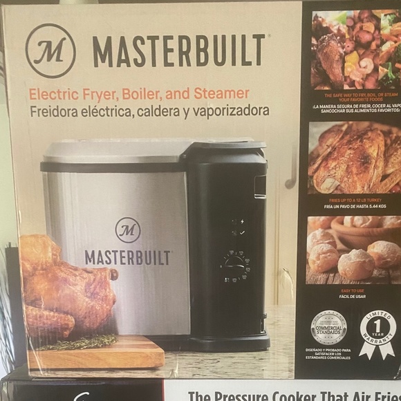 MASTERBUILT - Picture 1 of 2